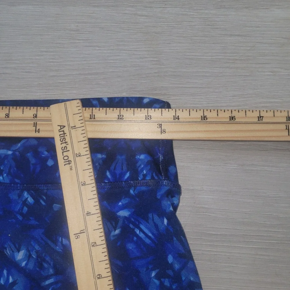 ALO YOGA‎ Blue Abstract Leaf Print Capri Leggings Activewear workout athletic
